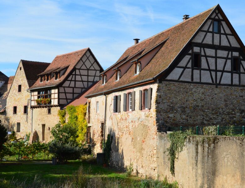 Erreurs fréquentes dans le livre foncier qui bloquent une vente immobilière en Alsace-Moselle